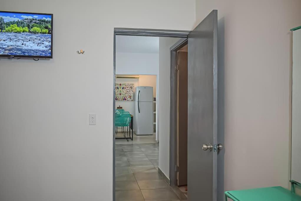 Downtown Beautiful 2Br Apartment Blocks From Beach #5 La Paz Exterior foto